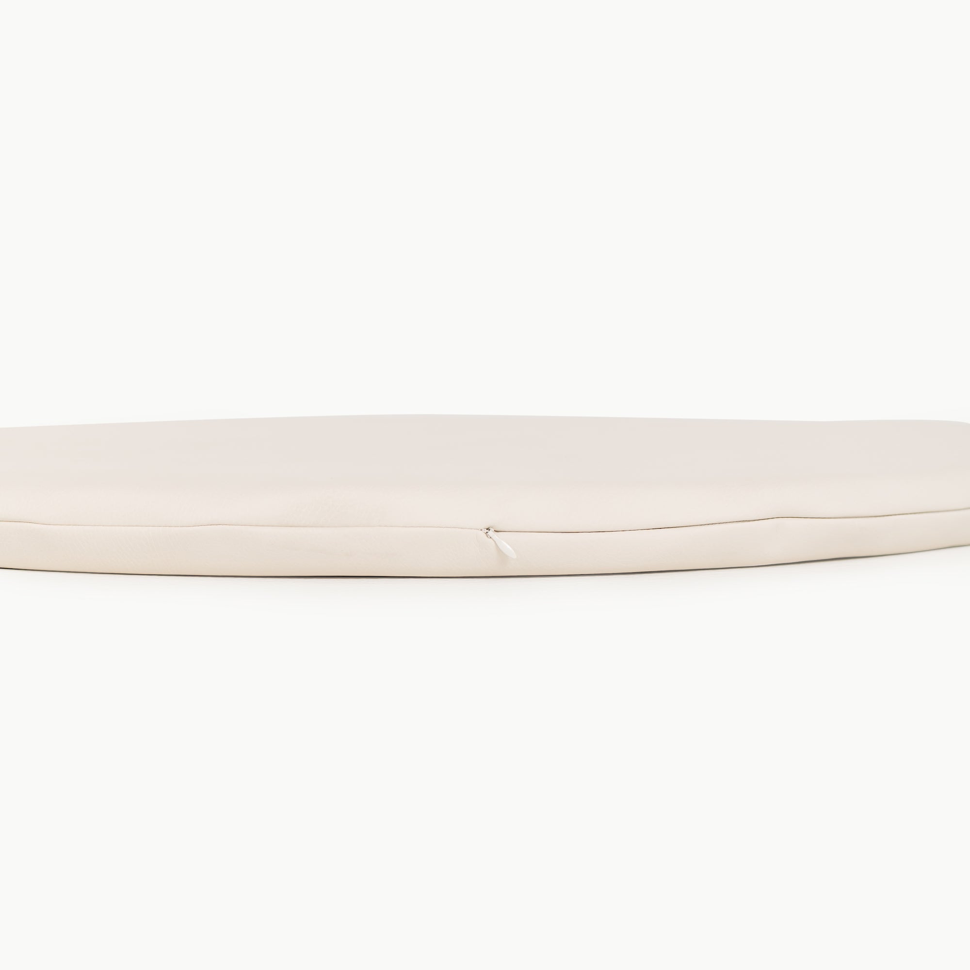 Ivory / Circle