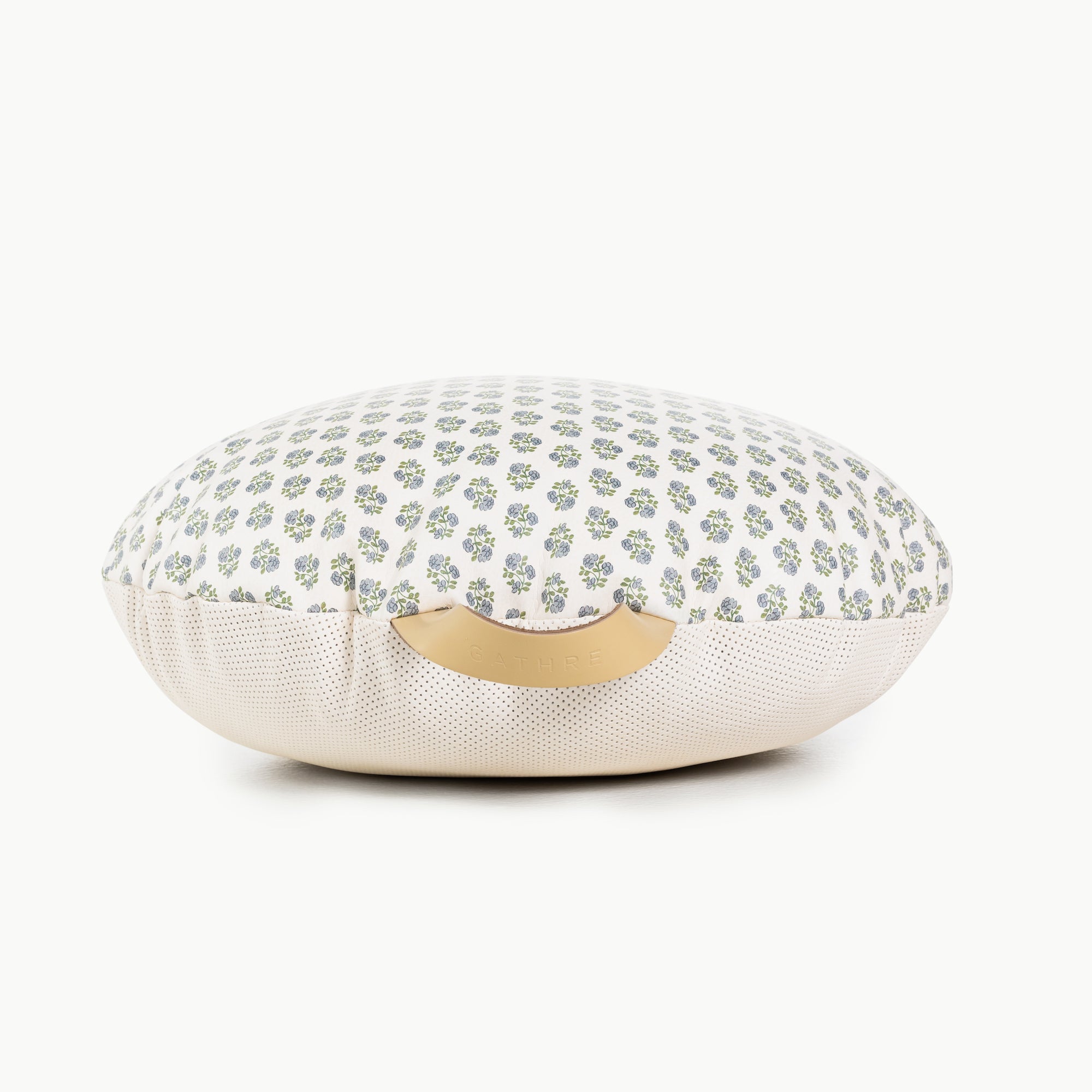 Meadow / Circle@handle on the meadow mini circle floor cushion