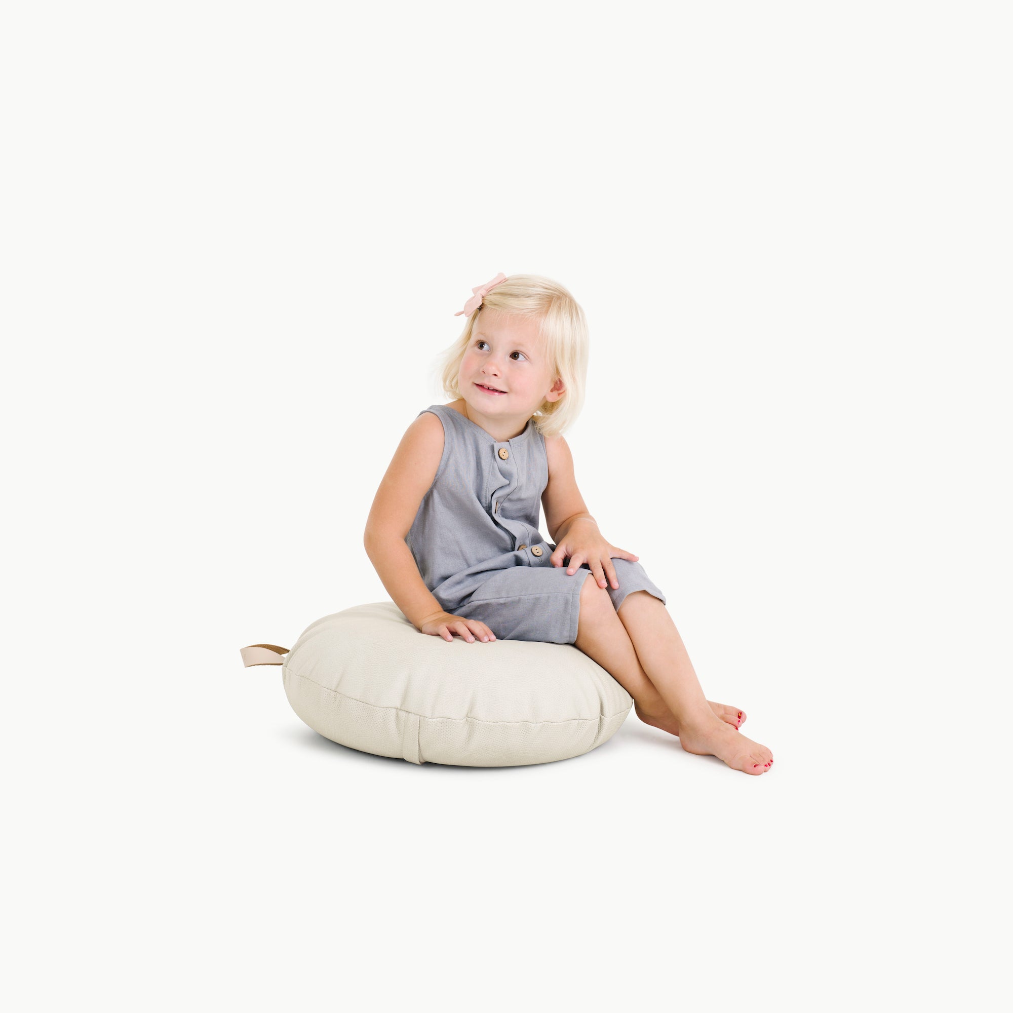Ivory / Circle