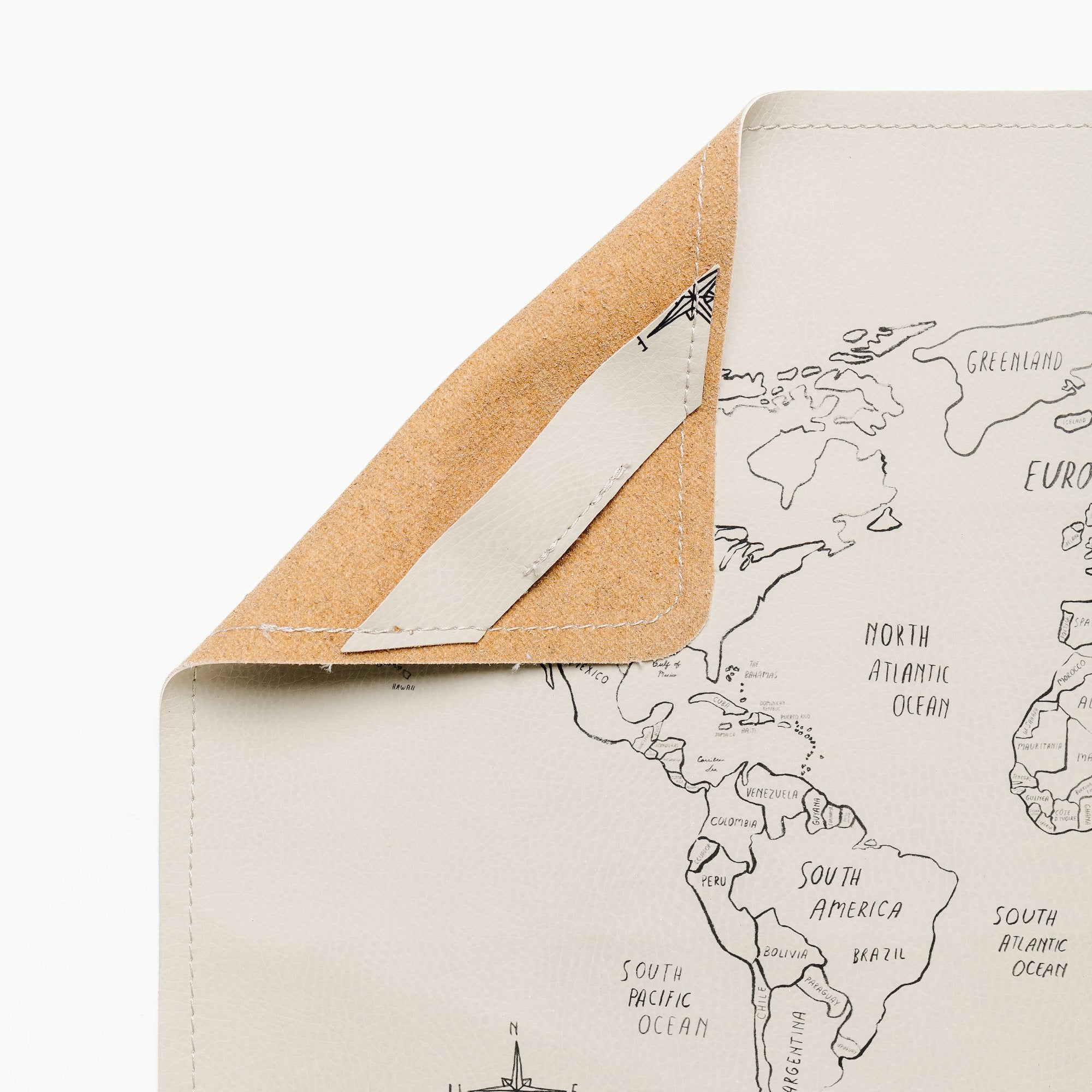 World Map@Hanging tab detail on the World Map Micro mat