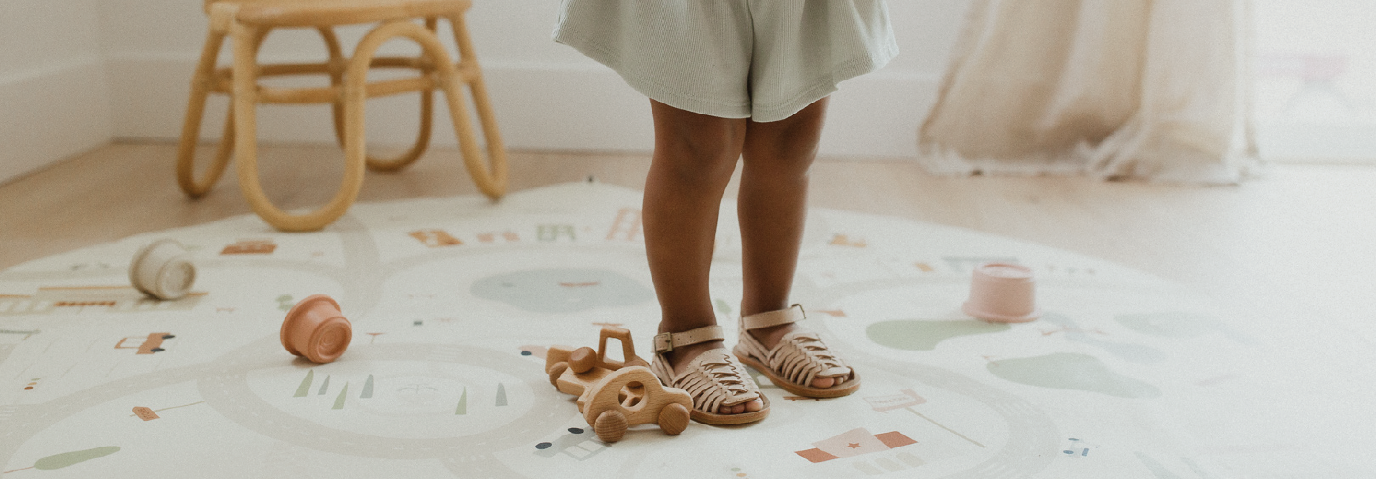 Kid standing on Gathre Playmat
