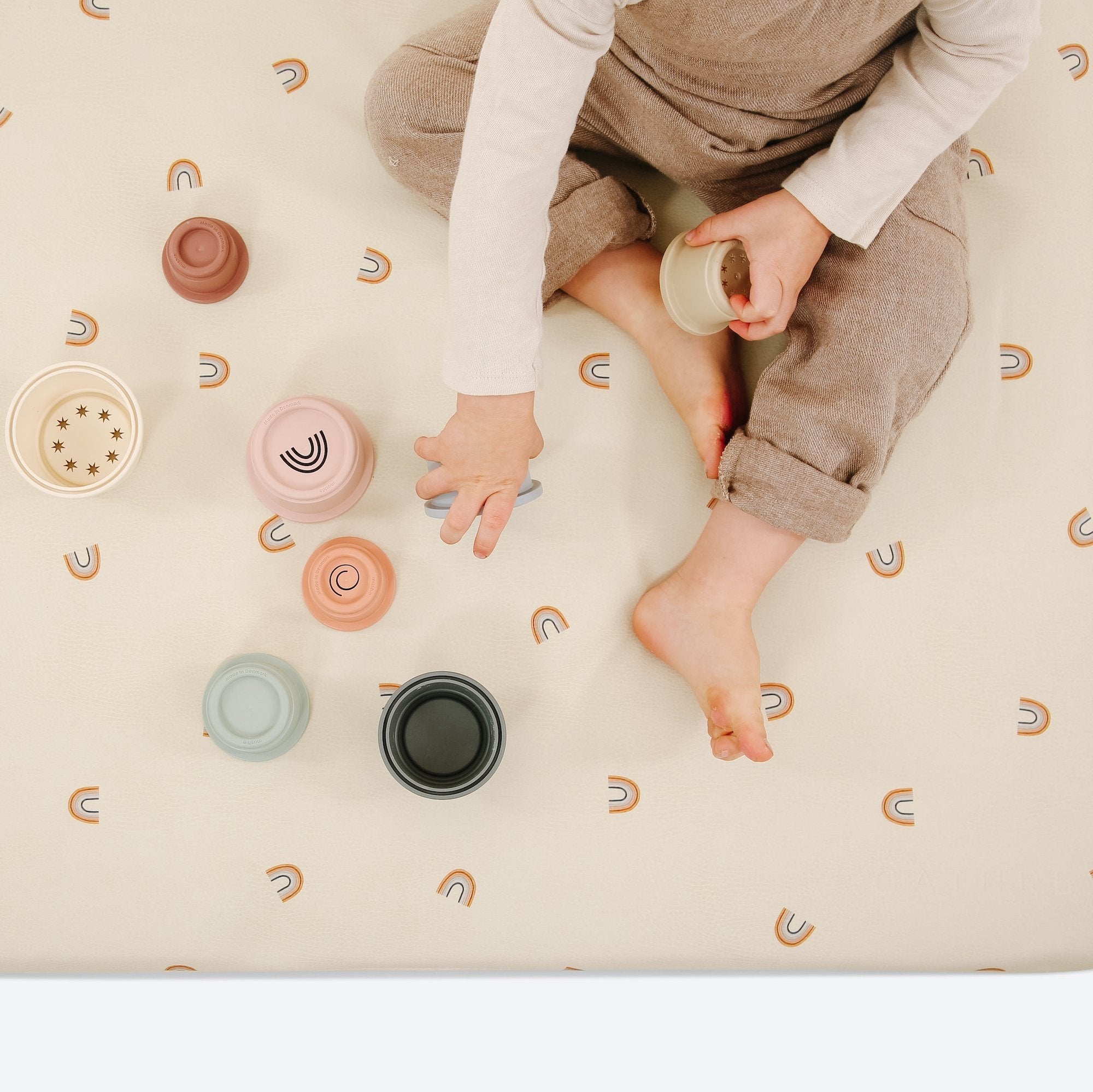 Tiny Rainbow (on sale) / Square@overhead of boy playing on tiny rainbow padded mini