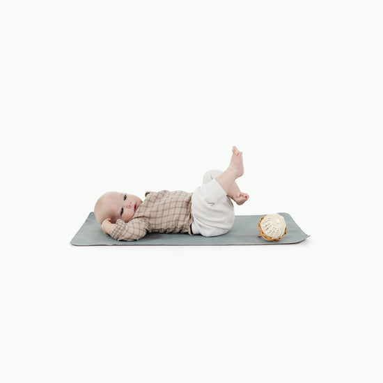 Amalfi@baby laying on the amalfi micro+ mat