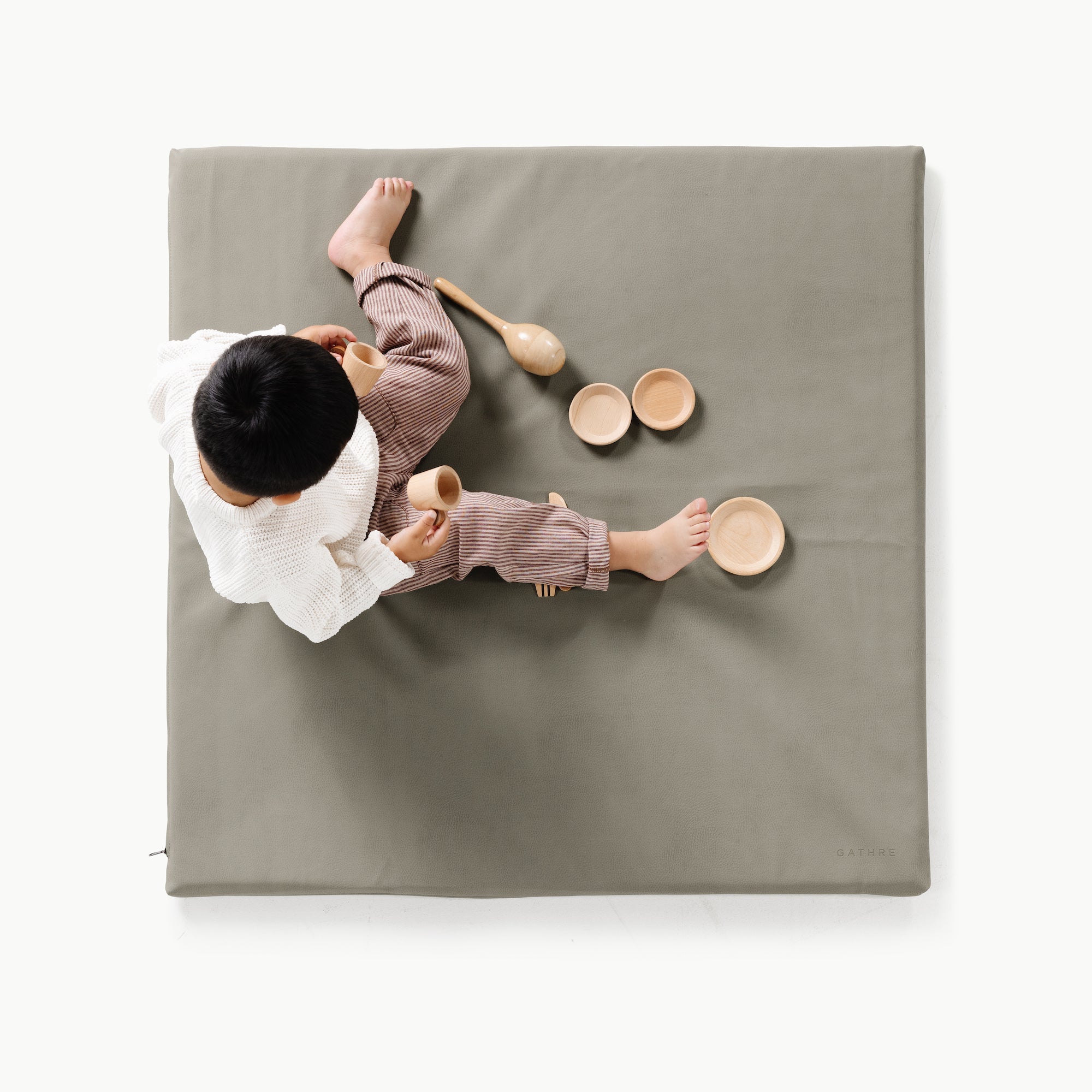 Fern (on sale) / Square@Overhead of kids playing on the Fern Padded Mini Square