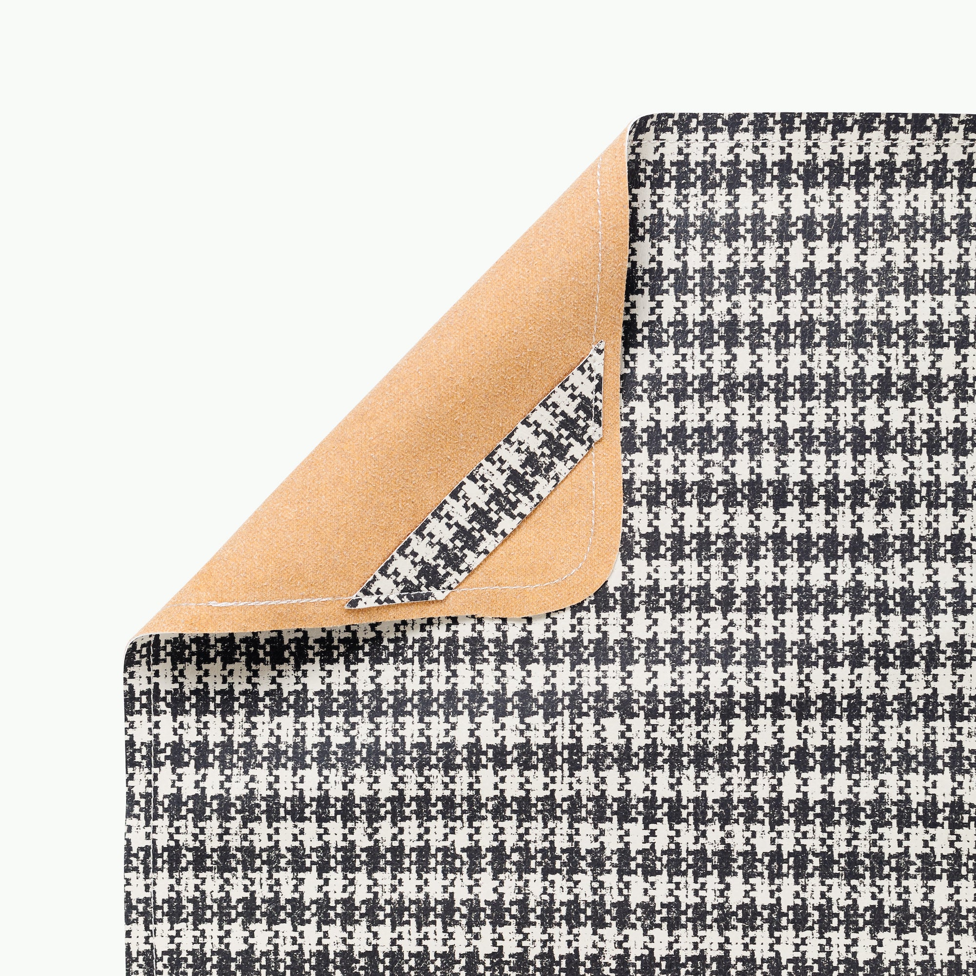 Houndstooth (on sale)@hanigng tab on  the houndstooth micro+ mat