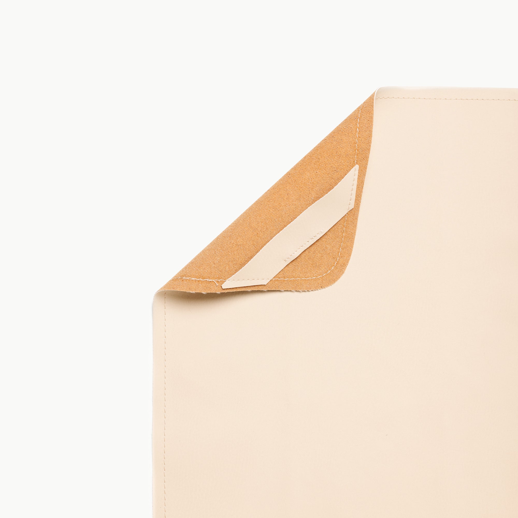 Petal@hanging tab on the petal micro