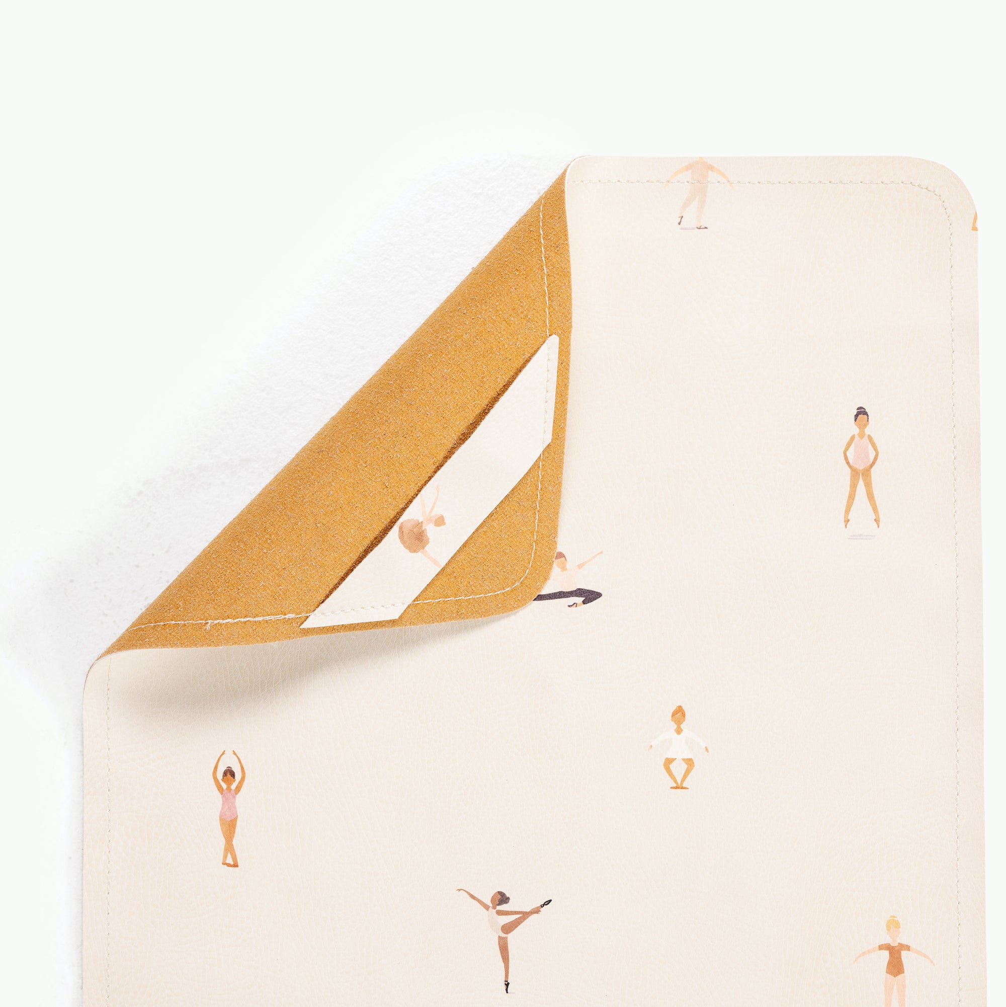 Petite Dancer (on sale)@Hanging tab on the Petite Dancer Micro 