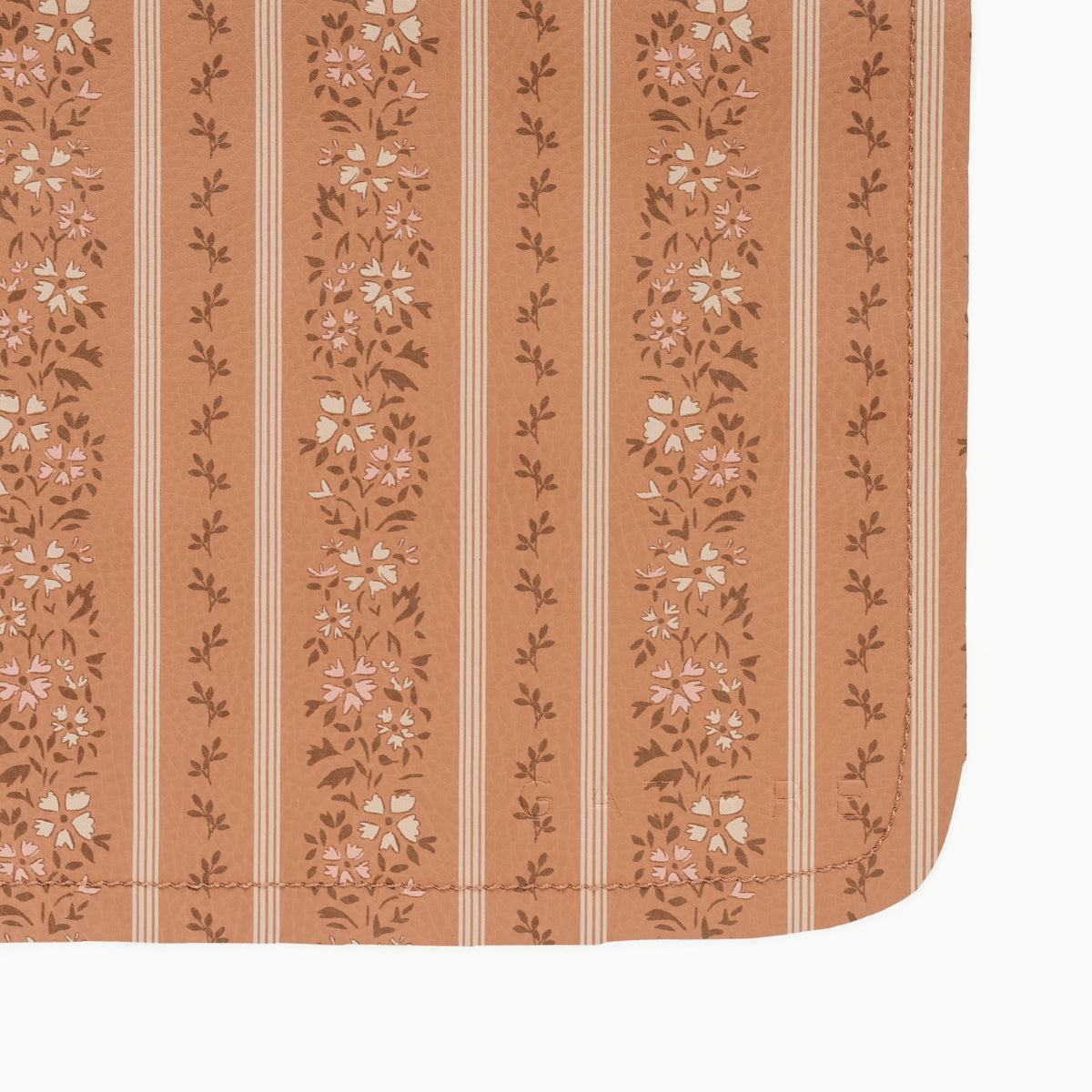 Floral Stripe@deboss detail image of mat