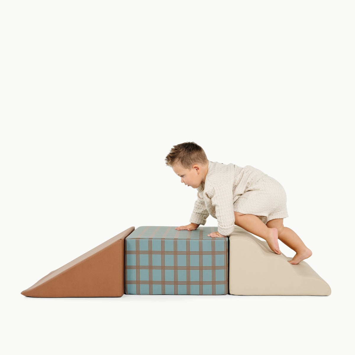 Rustic Plaid • Millet • Redwood@boy playing on the mini climber