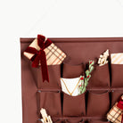 Bordeaux@hanging dowel detail image