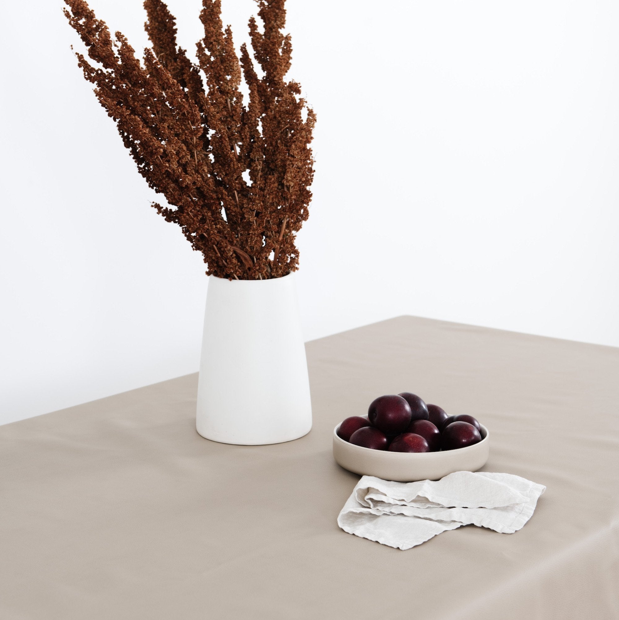 Ember (on sale) / 8 Foot@Overhead Ember Tablecloth on table