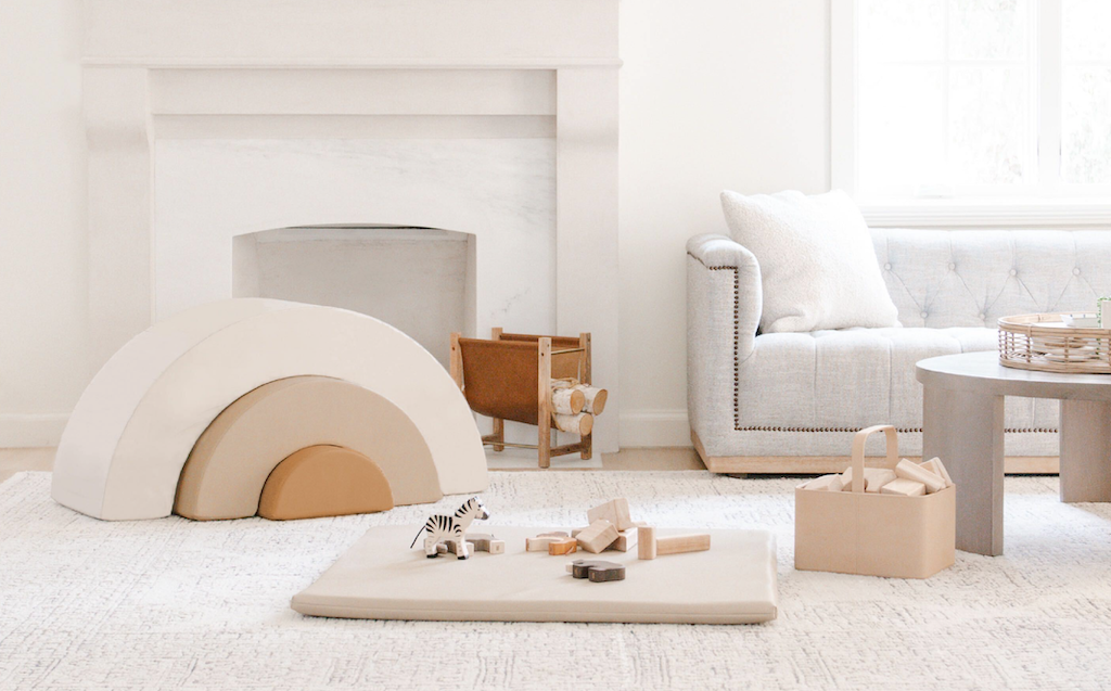 Gathre Arc Playset, Padded Mini Square, and Caddy in a living room.