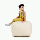 Wool (on sale) / Square@Kid sitting on the Wool Square Pouf