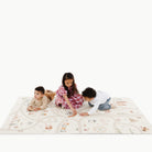 Uptown@kids playing on the midi+ uptown mat